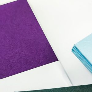 Farebné obálky C6 „PURPLE HILLS“